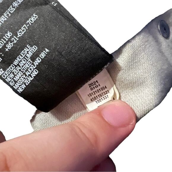 Kirkland Signature Relaxed Fit Jean Men Size 42 X 34 - Picture 6 of 7